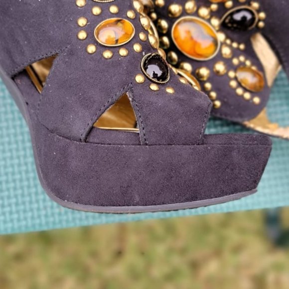 VINTAGE Carlos Santa Black Suede Stilettos' - Picture 6 of 13